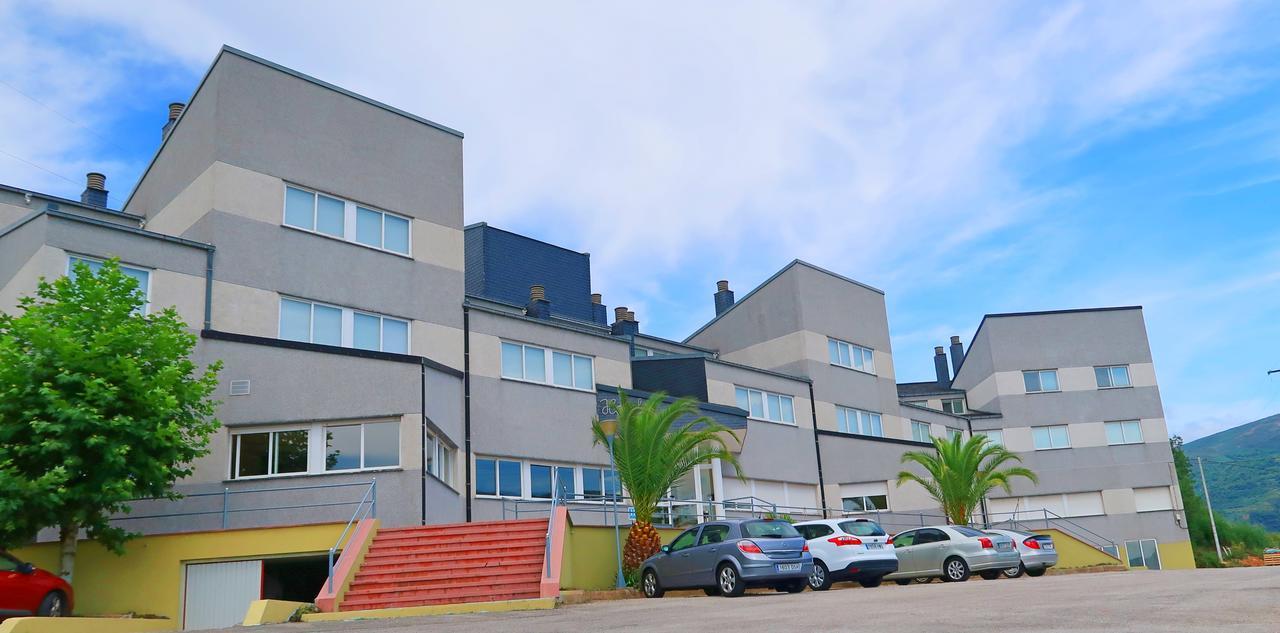 Hospedaje Y Hotel O Camino O Barco de Valdeorras Eksteriør bilde